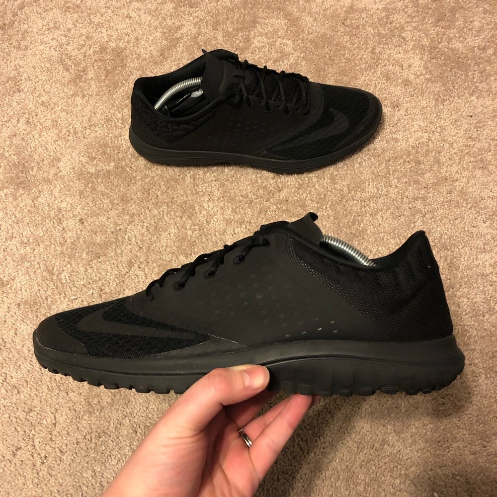 Nike FS Lite Run 2 Men’s Running Shoes Sz 10 Black